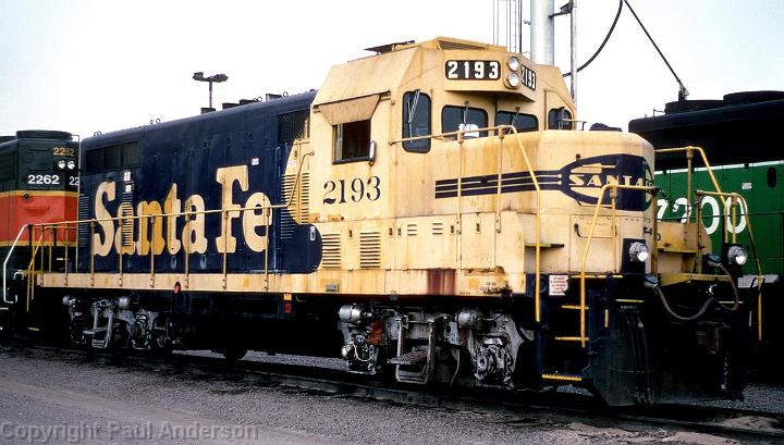 ATSF 2193 - GP9.jpg